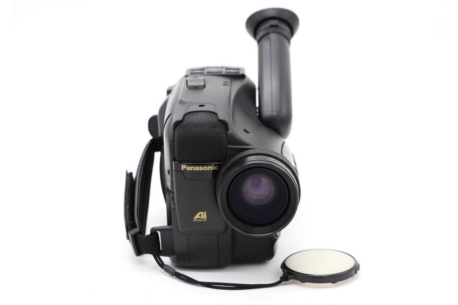 Видеокамера Panasonic NV-S20E