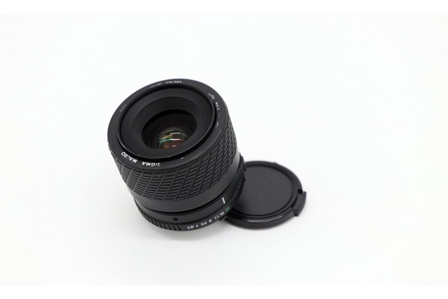 Sigma 50mm f/2.8 Macro for Minolta MD