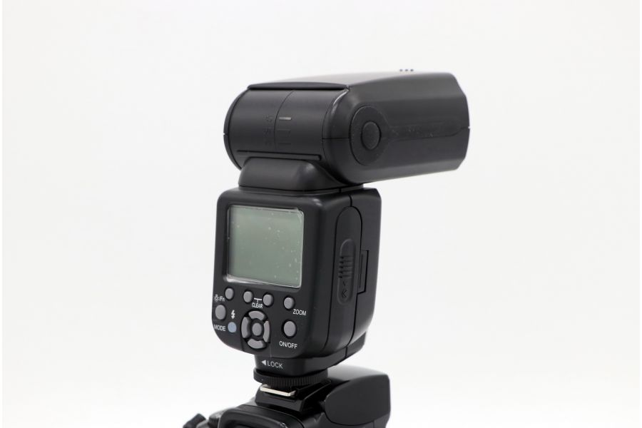 Фотовспышка Triopo SpeedLight TR-988