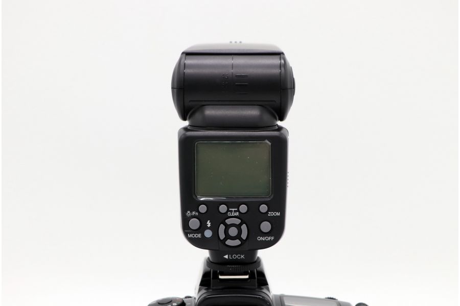 Фотовспышка Triopo SpeedLight TR-988