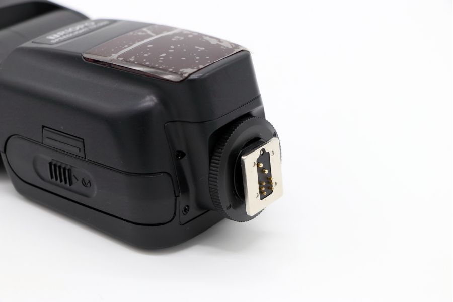 Фотовспышка Triopo SpeedLight TR-988