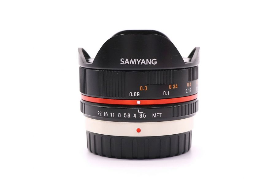 Samyang 7.5mm f/3.5 UMC Fish-Eye for MFT в упаковке
