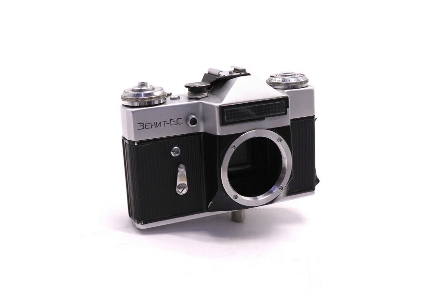 Зеркальный пленочный фотоаппарат Зенит ЕС body 