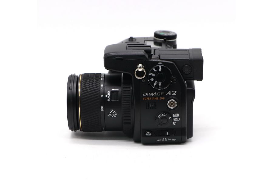 Konica Minolta DIMAGE A2 в упаковке