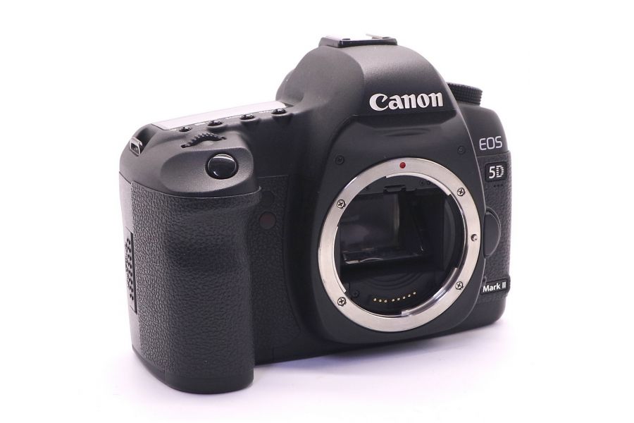 Canon EOS 5D Mark II body (пробег 15100 кадров)