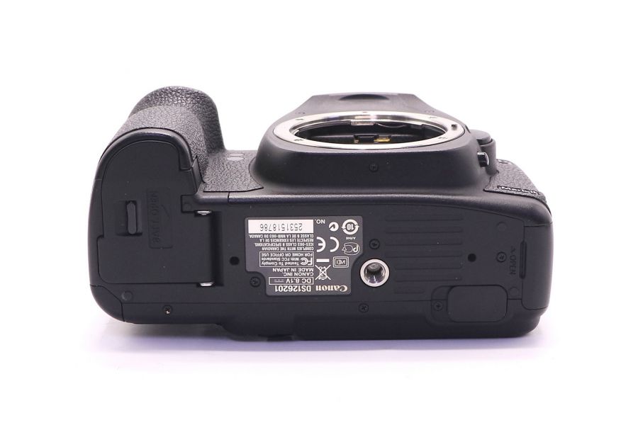 Canon EOS 5D Mark II body (пробег 15100 кадров)