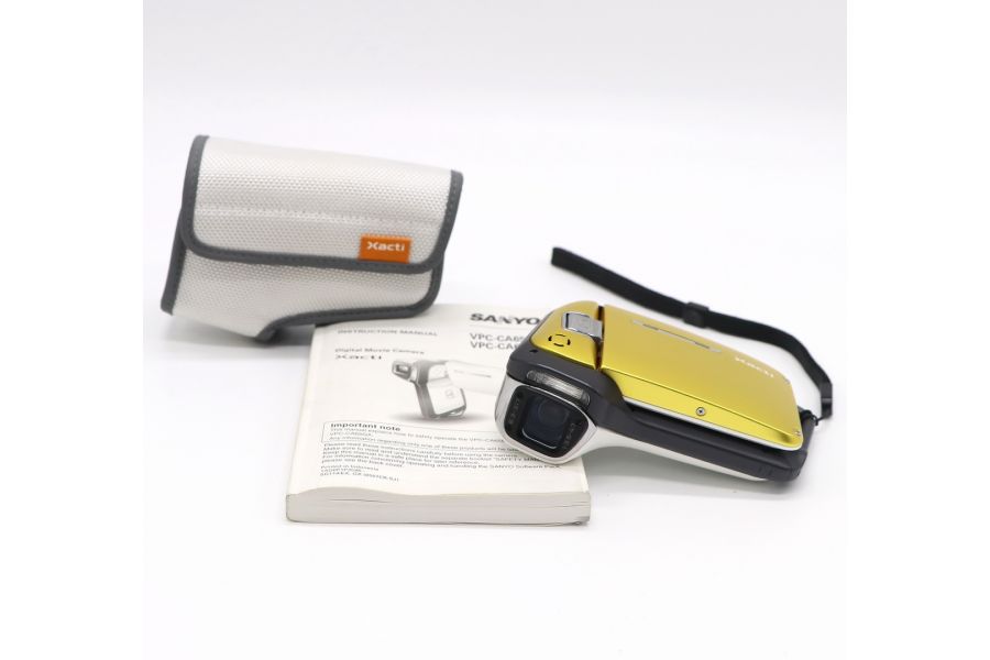 Видеокамера Sanyo Xacti VPC-CA65EX