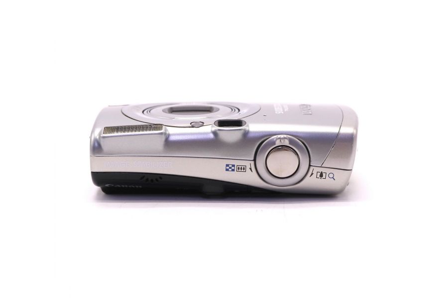 Canon IXUS 800 IS в упаковке