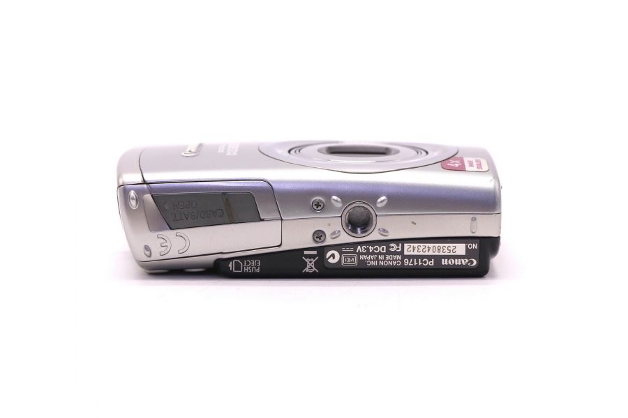 Canon IXUS 800 IS в упаковке