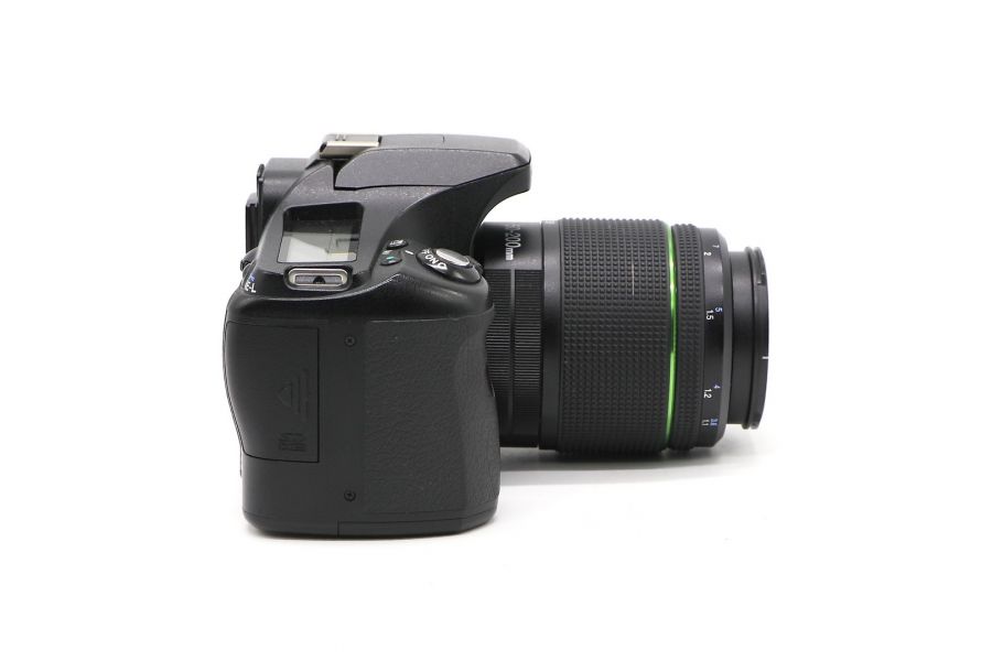 Pentax K200D kit 50-200mm f/4-5.6 ED WR