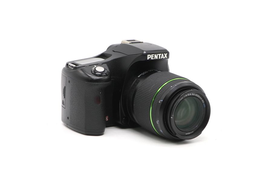 Pentax K200D kit 50-200mm f/4-5.6 ED WR