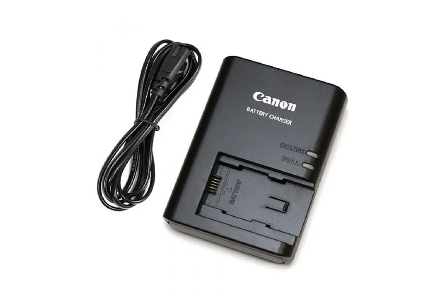 Зарядное устройство Canon CG-700