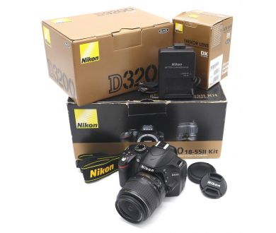 Nikon D3200 kit в упаковке (пробег 2925 кадров)