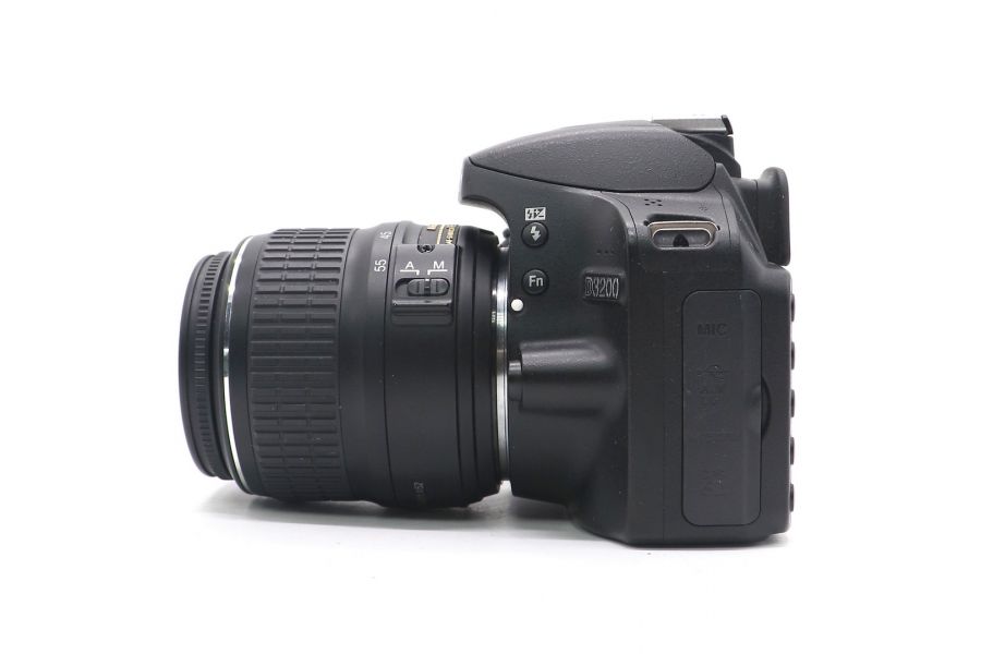 Nikon D3200 kit в упаковке (пробег 2925 кадров)
