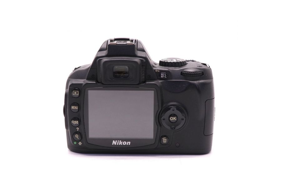 Nikon D40 body (пробег 4965 кадров)