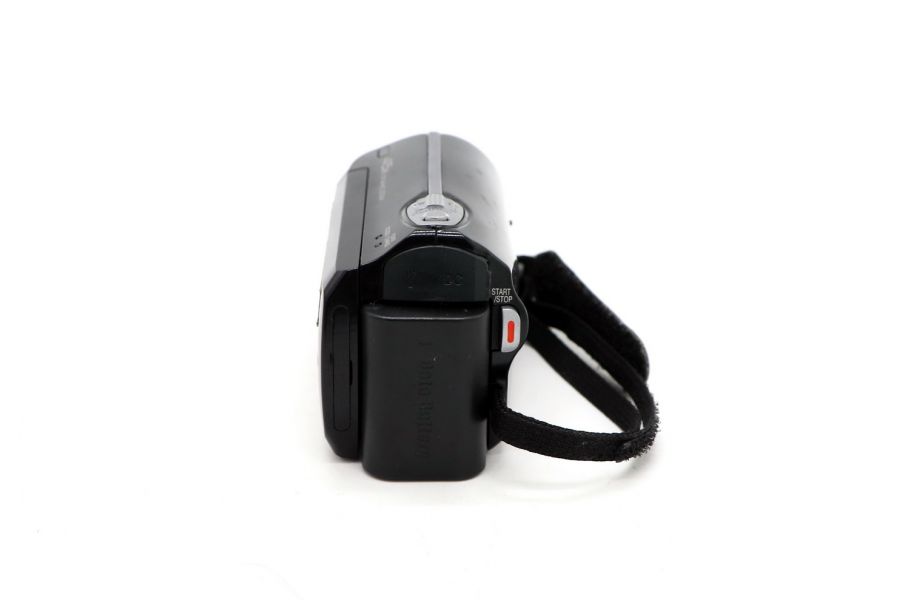 Видеокамера JVC GZ-MS215BE