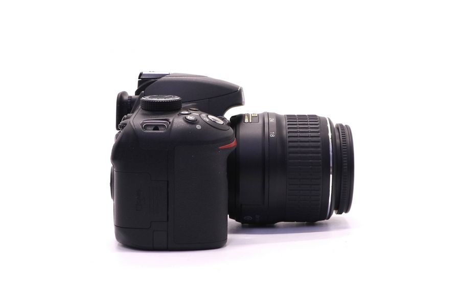 Nikon D3200 kit в коробке (пробег 370 кадров)