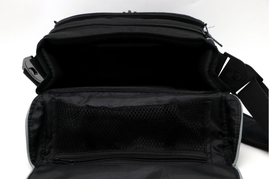 Сумка Nikon CF-EU04