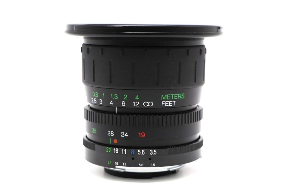 Soligor AF Zoom 3.5-4.5/19-35mm МС Nikon F