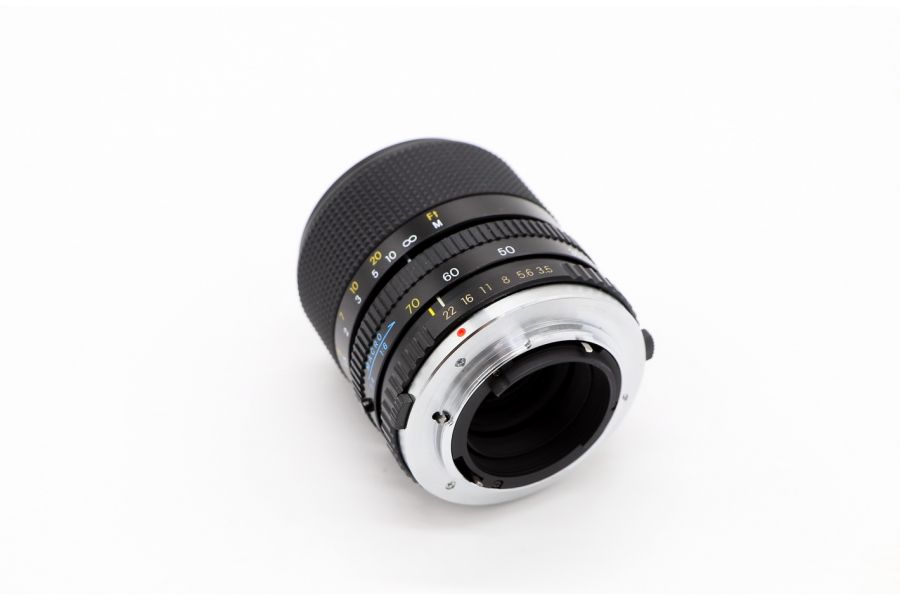 Exakta MC Macro 35-70mm f/3.5-4.5 (Japan, 1989)