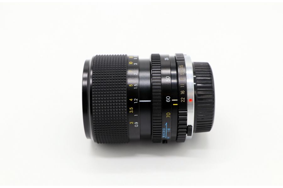 Exakta MC Macro 35-70mm f/3.5-4.5 (Japan, 1989)