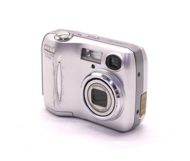 Фотокамера компактная Nikon Coolpix 4100 (China)