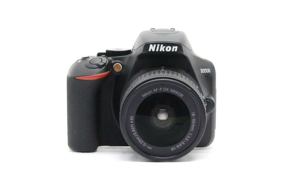 Nikon D3500 kit (пробег 760 кадров)