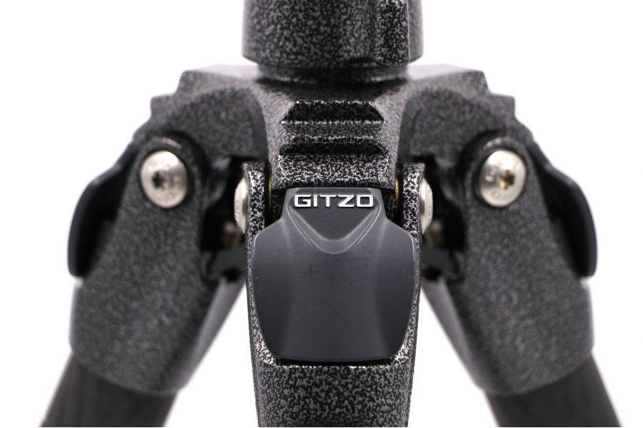 Штатив Gitzo GT2542 + голова Gitzo GH1382QD