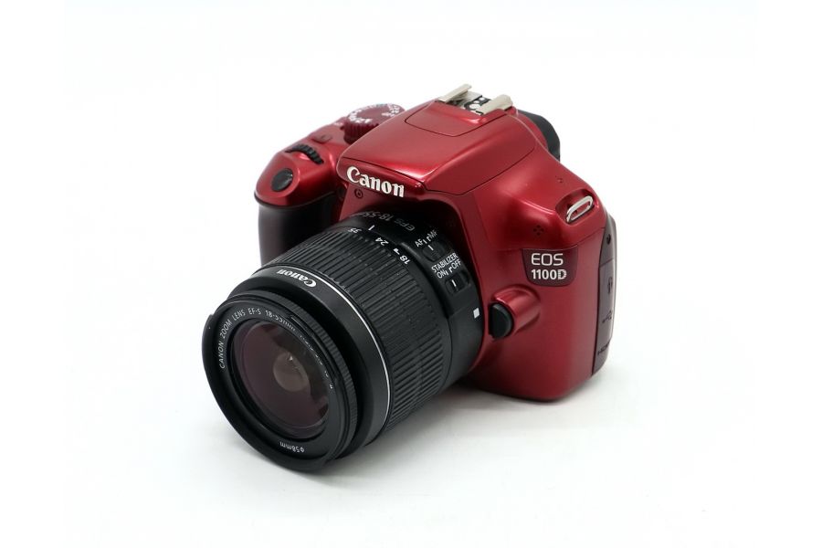 Canon EOS 1100D kit red (пробег 8200 кадров)