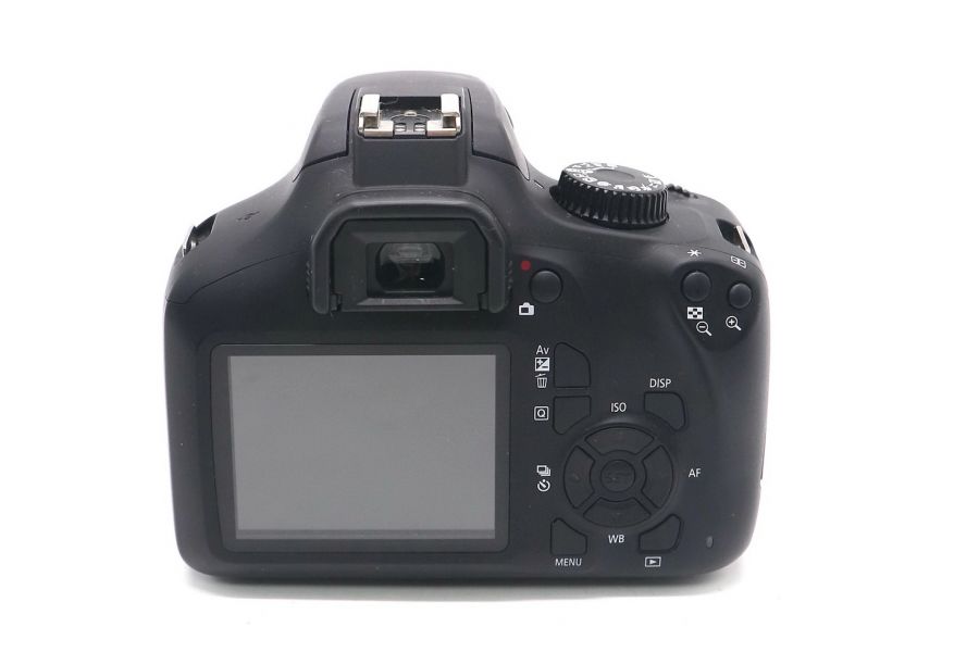 Canon EOS 4000D kit (пробег 3495 кадров)