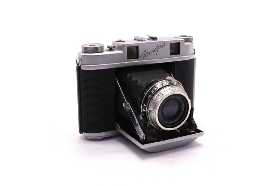 Редкость ф/а Искра среднеформатная клапп-камера  