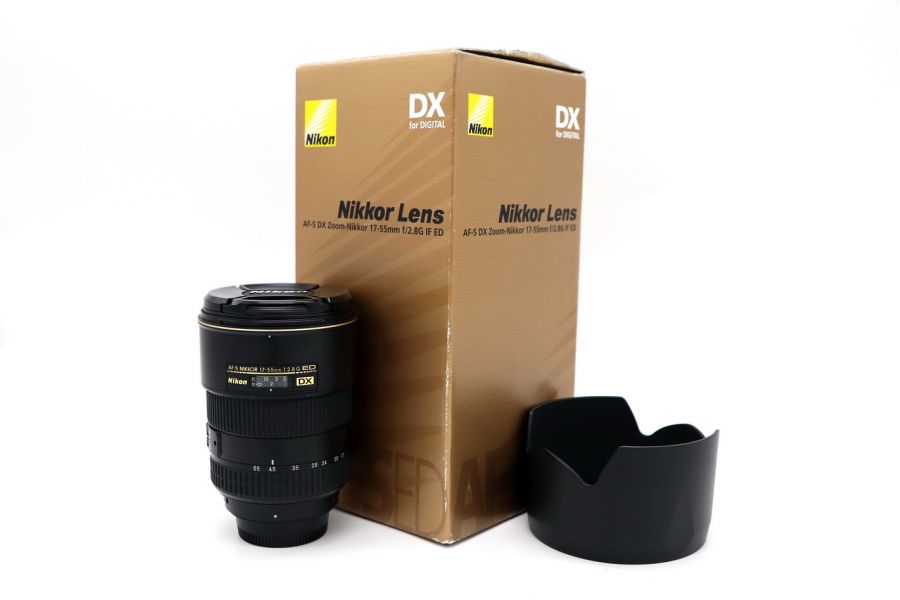 Nikon 17-55mm f/2.8G ED-IF AF-S DX в упаковке