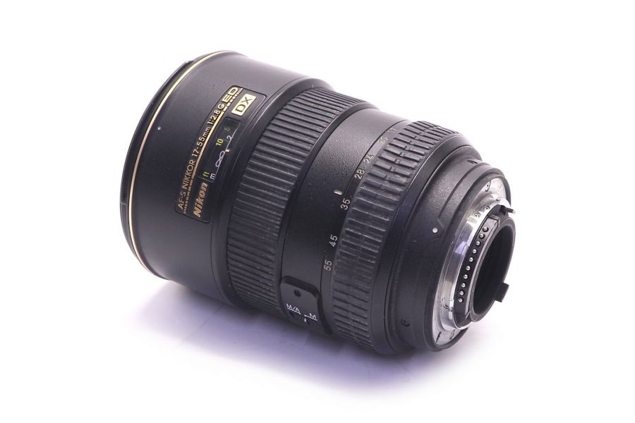 Nikon 17-55mm f/2.8G ED-IF AF-S DX в упаковке