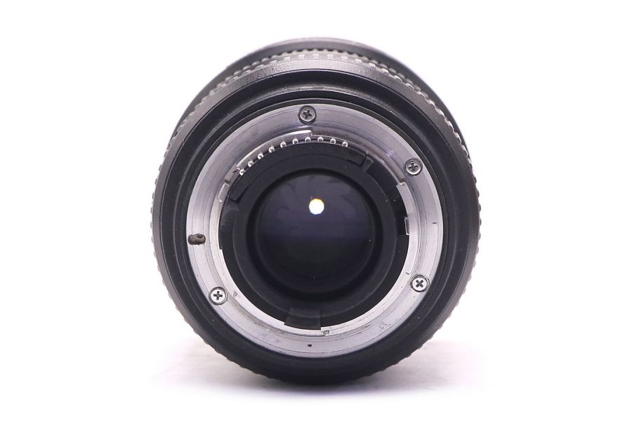 Nikon 17-55mm f/2.8G ED-IF AF-S DX в упаковке