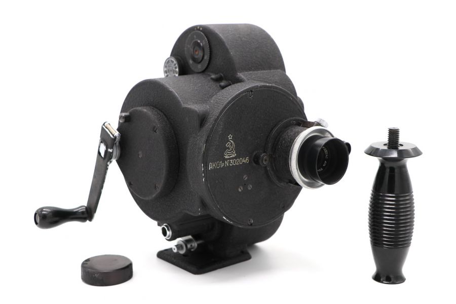 Кинокамера АКС-1Р (СССР, 1949)