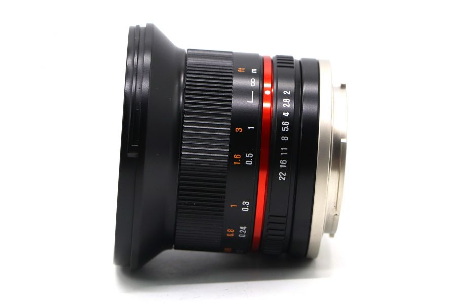 Samyang 12mm f/2.0 NCS CS E в упаковке