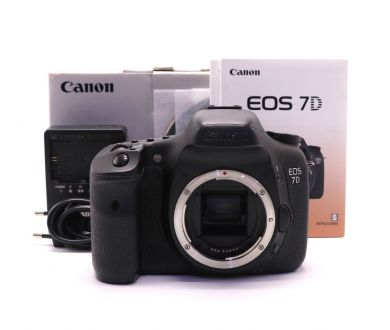 Canon EOS 7D body в упаковке (пробег 93425 кадров)