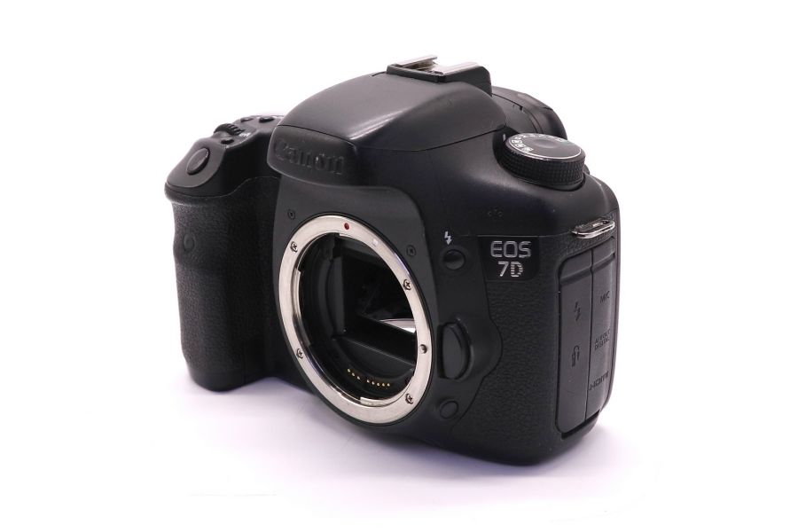 Canon EOS 7D body в упаковке (пробег 93425 кадров)