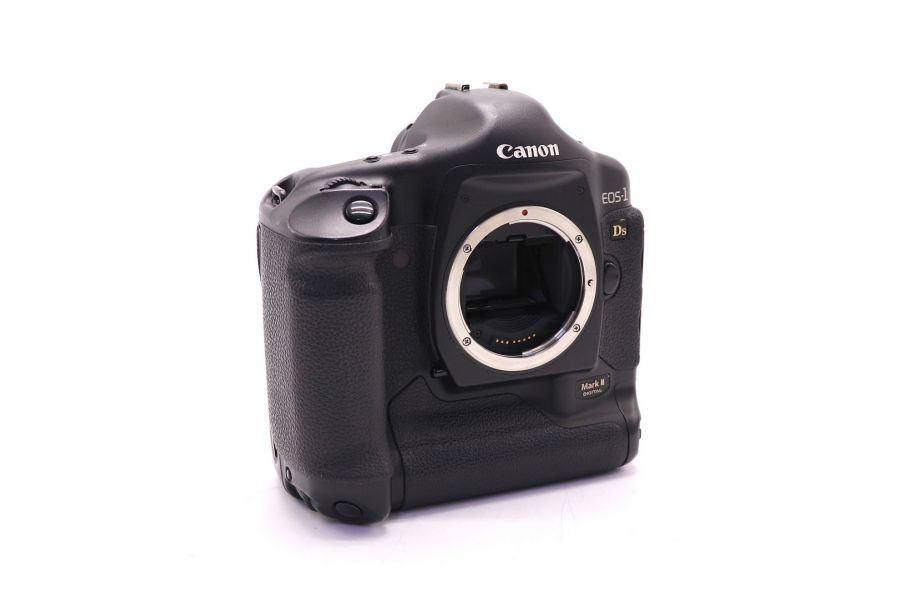 Canon EOS 1Ds Mark II body (пробег 267650 кадров)