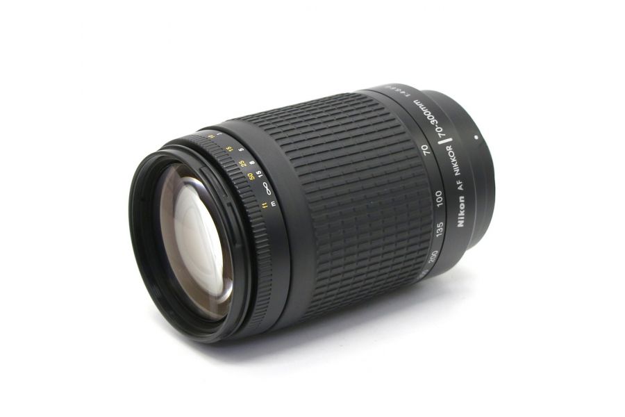 Nikon 70-300mm f/4-5.6G AF Nikkor в упаковке