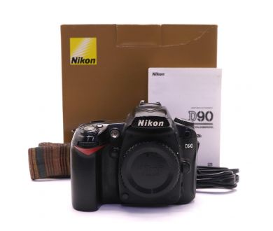 Nikon D90 body в упаковке неисправный