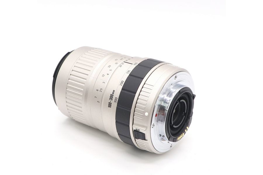 Sigma AF 100-300mm f/4.5-6.7 UC Sigma SA