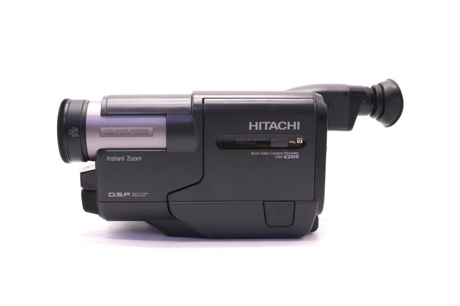 Видеокамера Hitachi VM-E210E