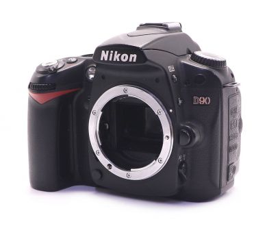 Nikon D90 body (пробег 14670 кадров)