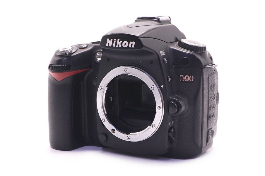 Nikon D90 body (пробег 14670 кадров)