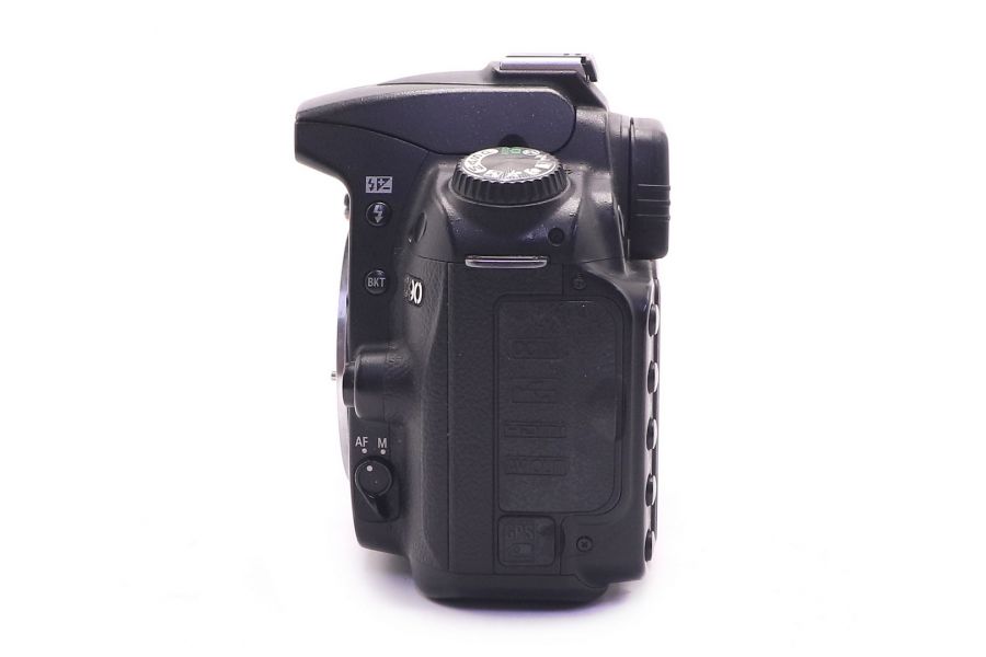 Nikon D90 body (пробег 14670 кадров)