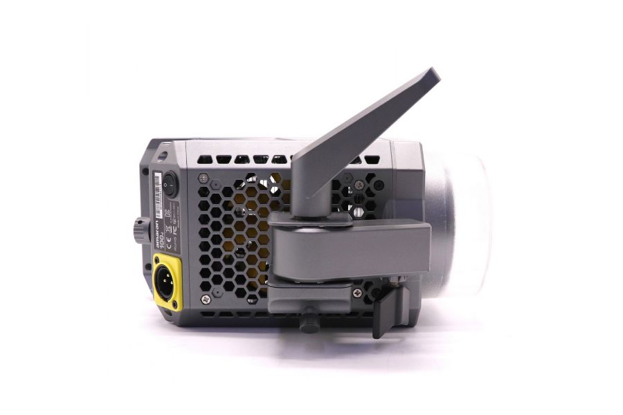 Осветитель Aputure Amaran 100D 