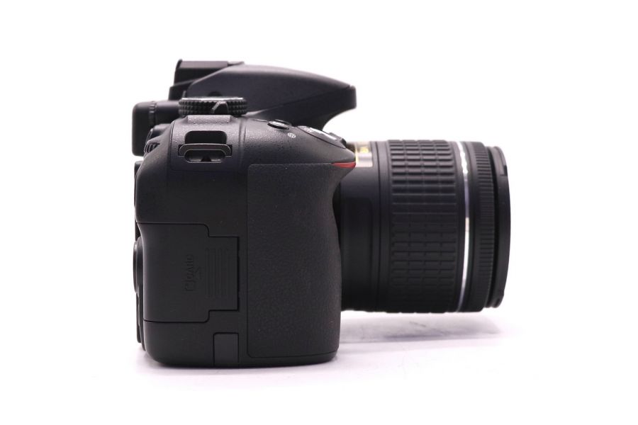 Nikon D5300 kit (пробег 8005 кадров)