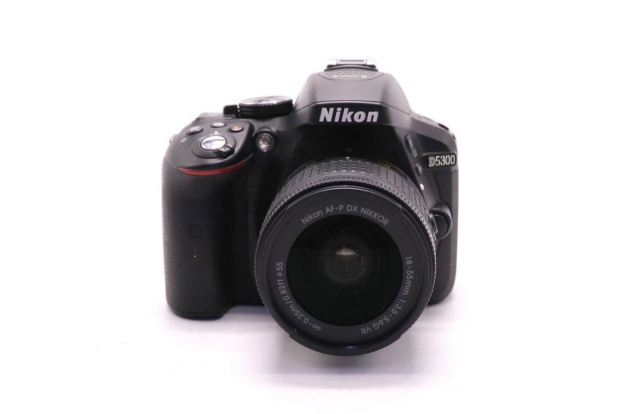 Nikon D5300 kit (пробег 8005 кадров)