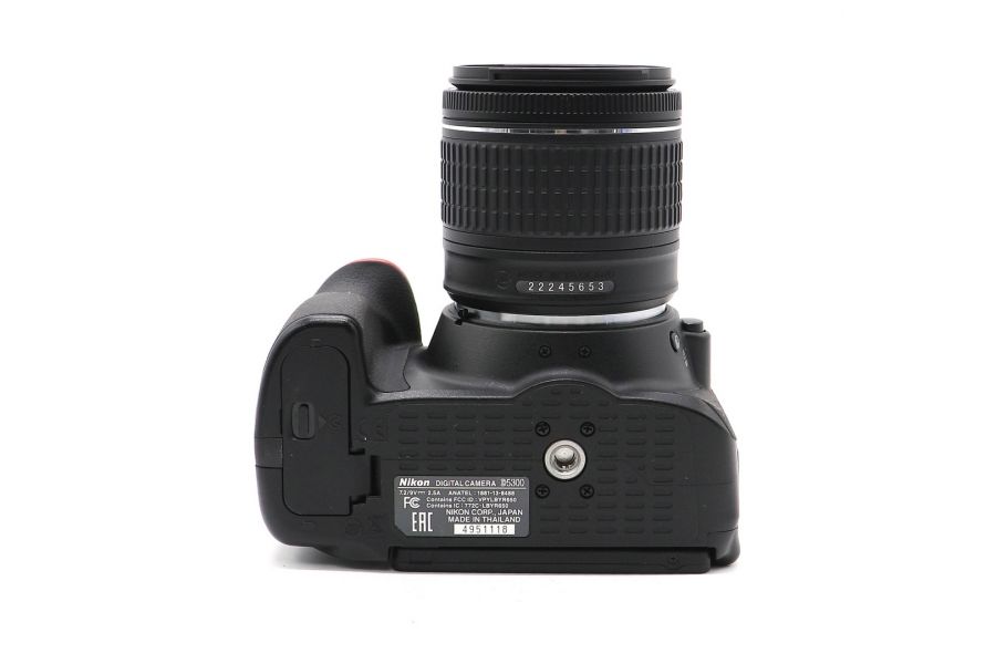 Nikon D5300 kit (пробег 10315 кадров)